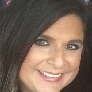 Meet your Posher, Gina